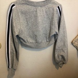 Cropped Sweatshirt with Balloon Sleeves